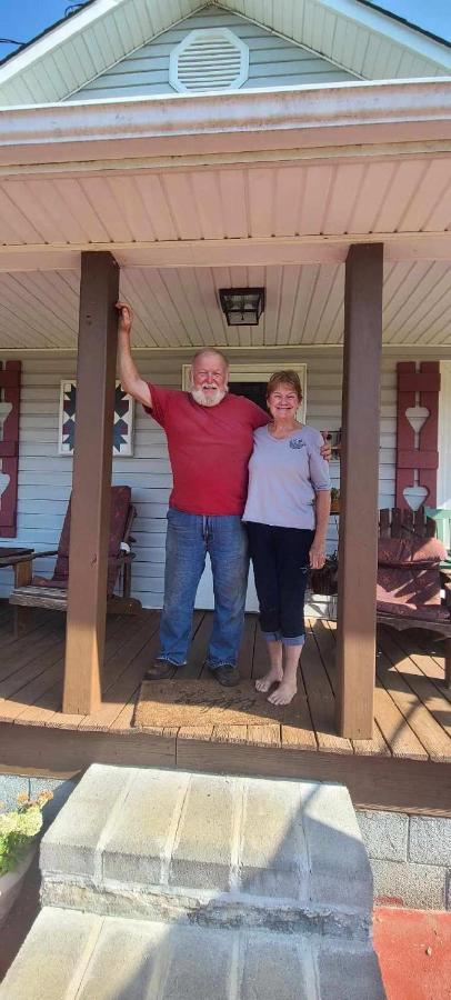 Wolf Creek Farm And Motorcycle Manor At Wolf Creek Farm, Llc 5*