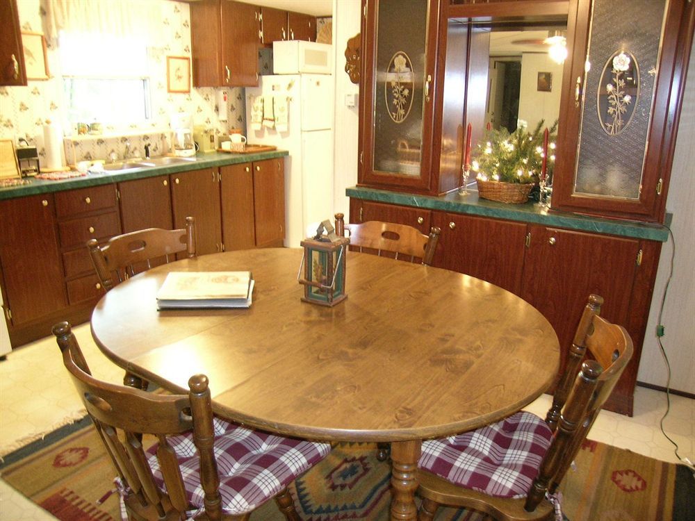 Wolf Creek Farm And Motorcycle Manor At Wolf Creek Farm, Llc Frühstückspension Ararat